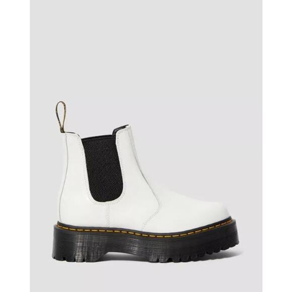 NWT Dr. Martens 2976 Smooth Leather Platform Chelsea Boots White Women's Size 6 - Picture 4 of 12